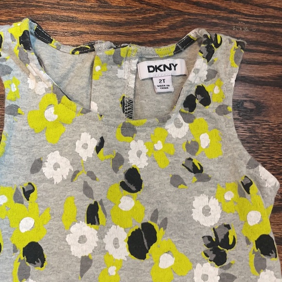 DKNY Girls Dress and Jacket, 2T. (79) - Picture 4 of 14